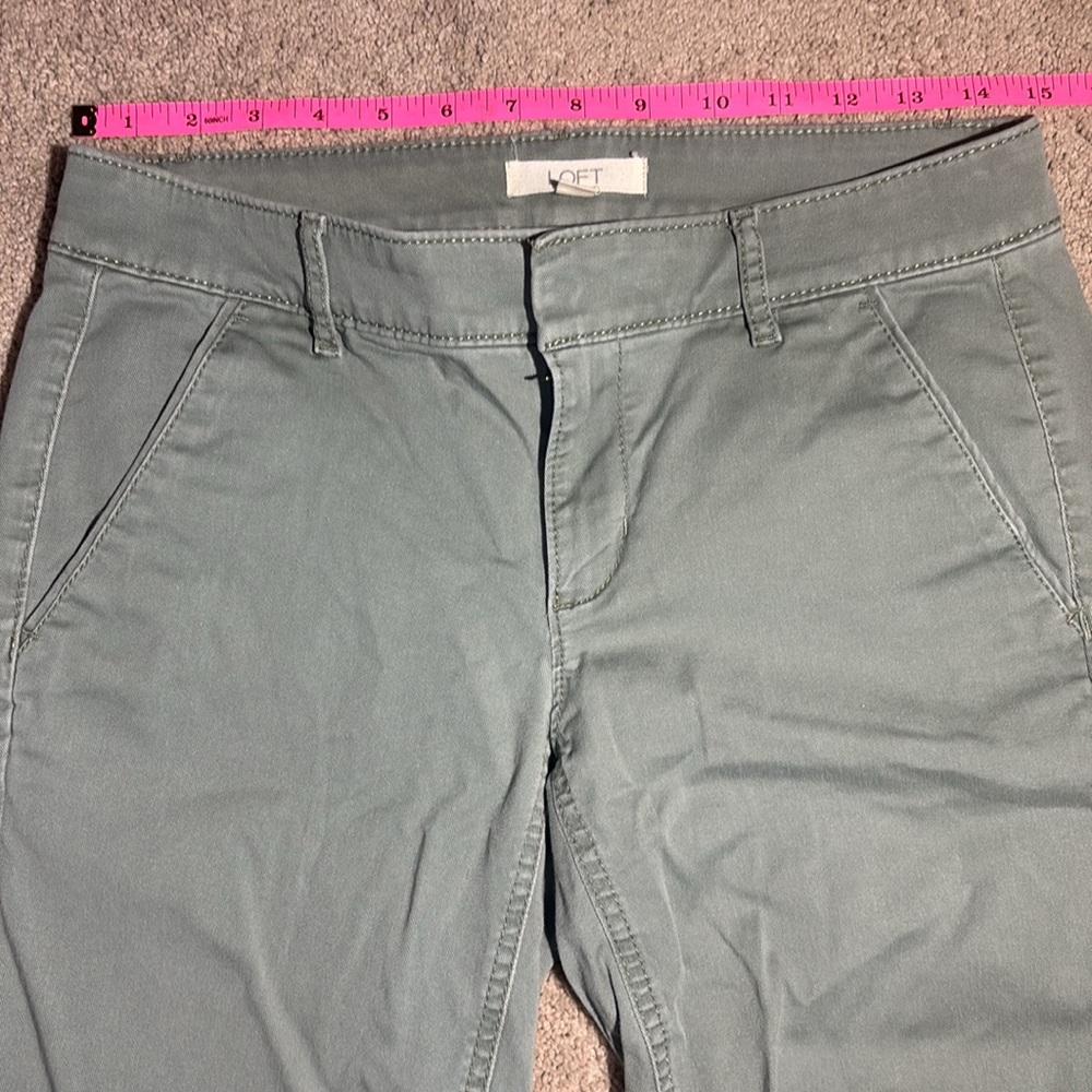 LOFT women’s 2 olive Green Flat Front knee length Bermuda shorts military green - Picture 12 of 15